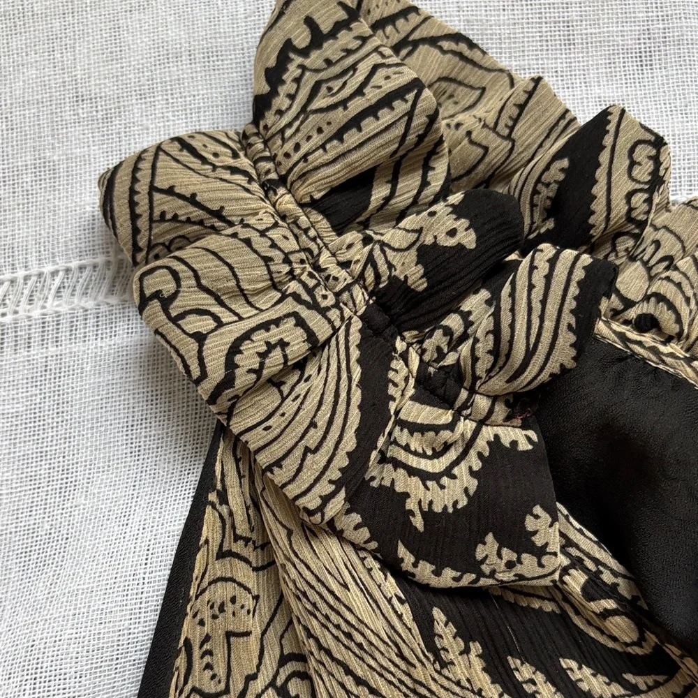 Elena Solano Paisley Silk Chiffon Sleeveless Blouse With Smocked Waist